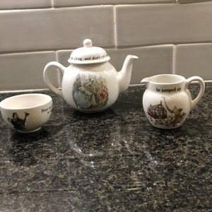 Peter Rabbits 4 piece children’s tea set by Wedgwood.